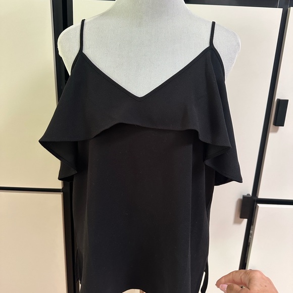 Ann Taylor Black cold shoulder top - Picture 3 of 11